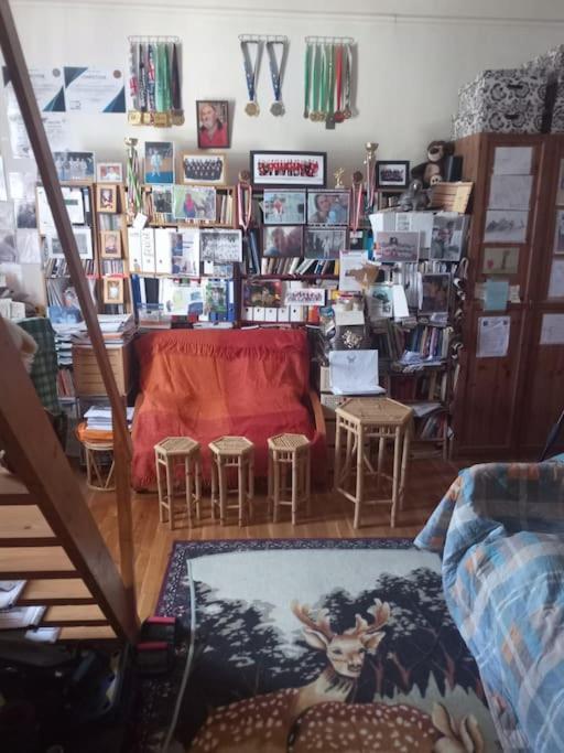 Apartament Or Working, Feel Good In The Retro Style Of A European Jiu Jitsu Champion! *